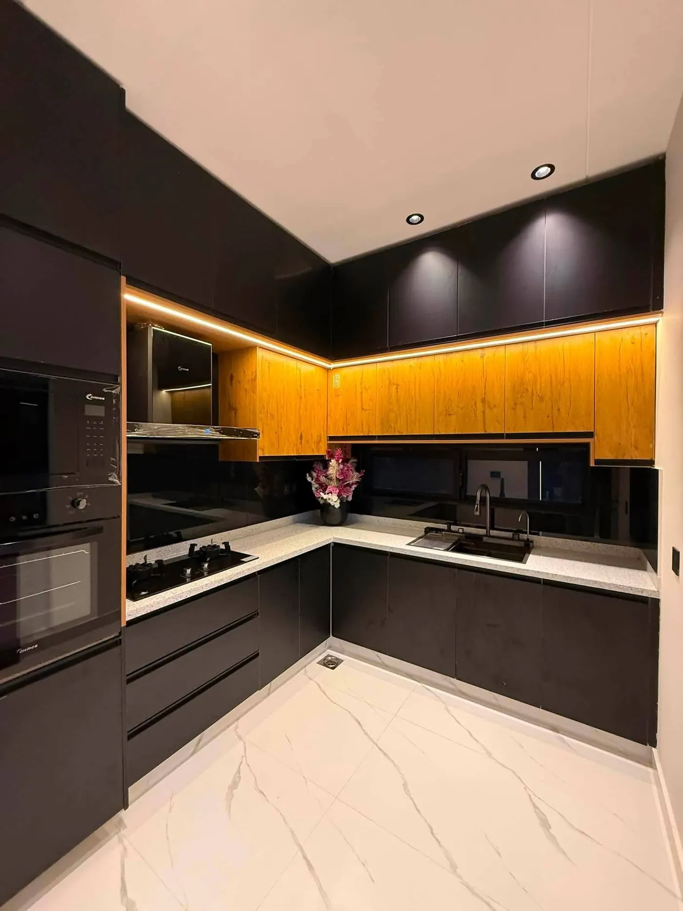 Finished kitchen in a Chichawatni home